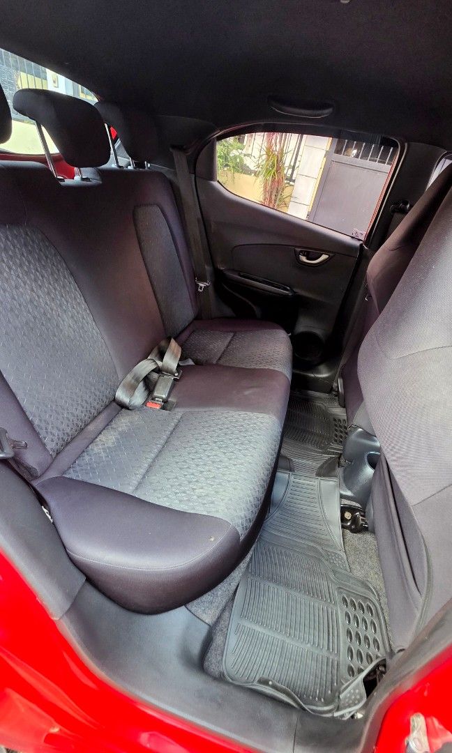 Honda Brio photo 7