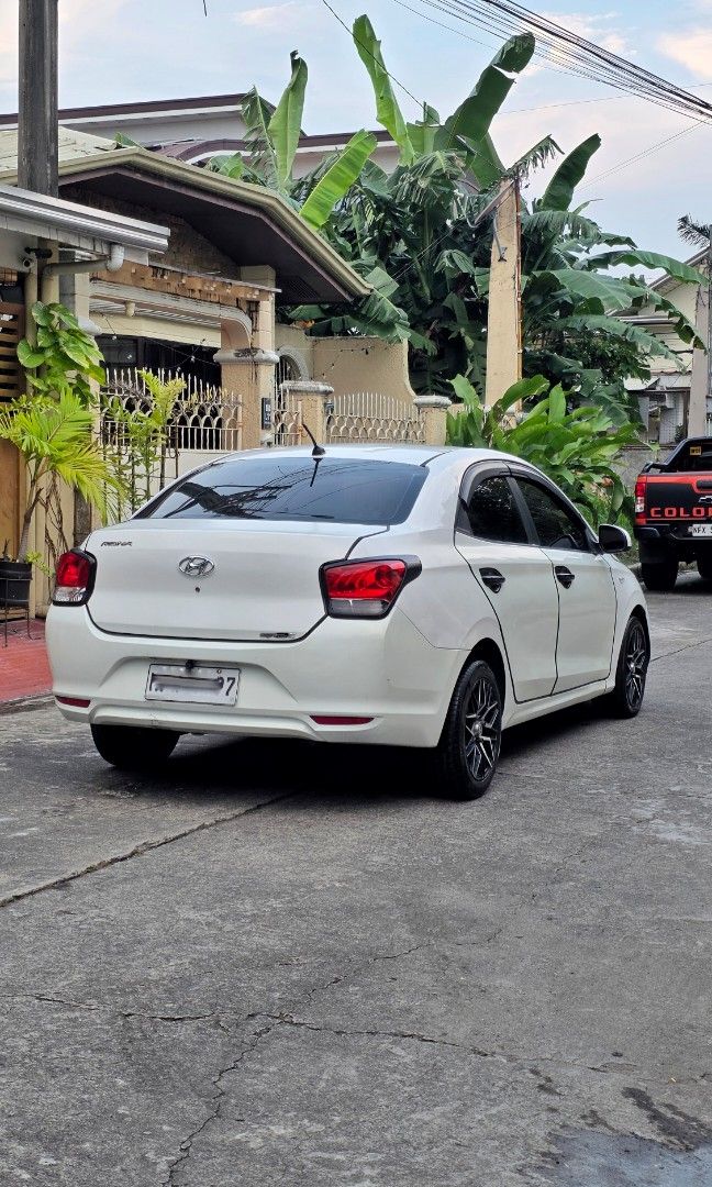 Hyundai Reina photo 8