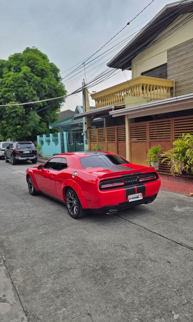 Dodge Challenger photo 5