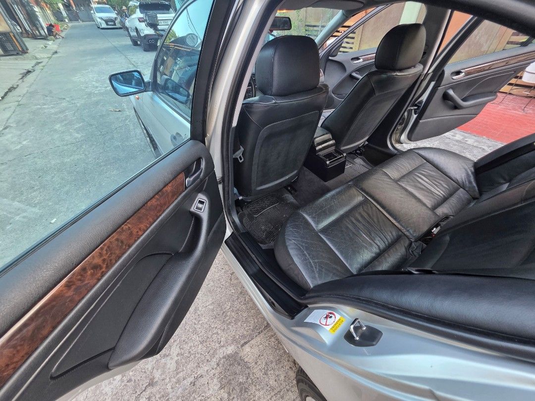 BMW 318i photo 4