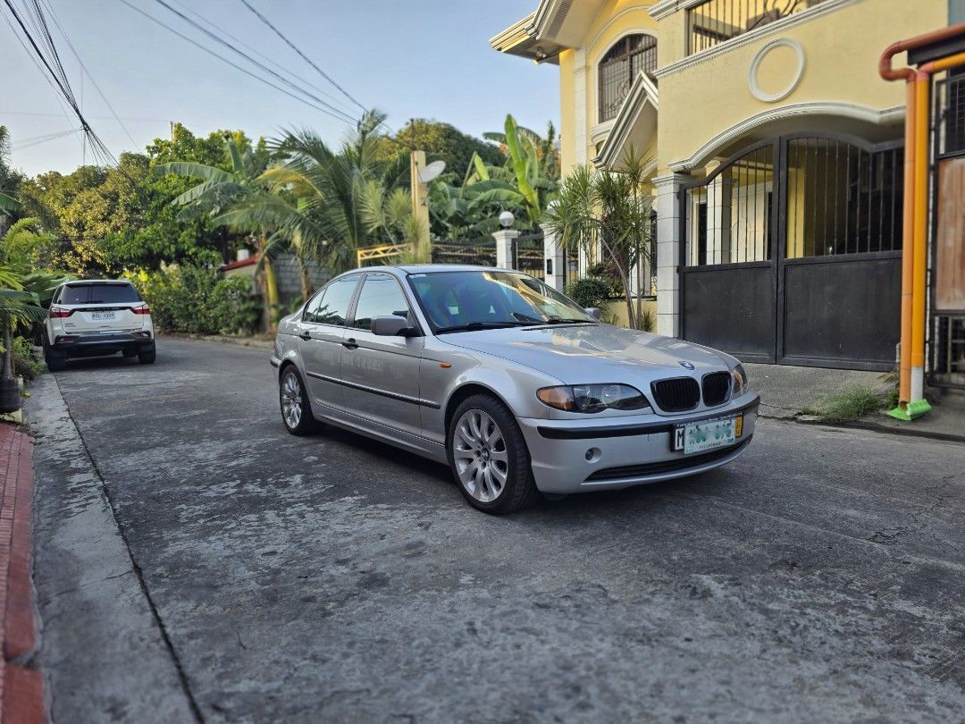 BMW 318i photo 8