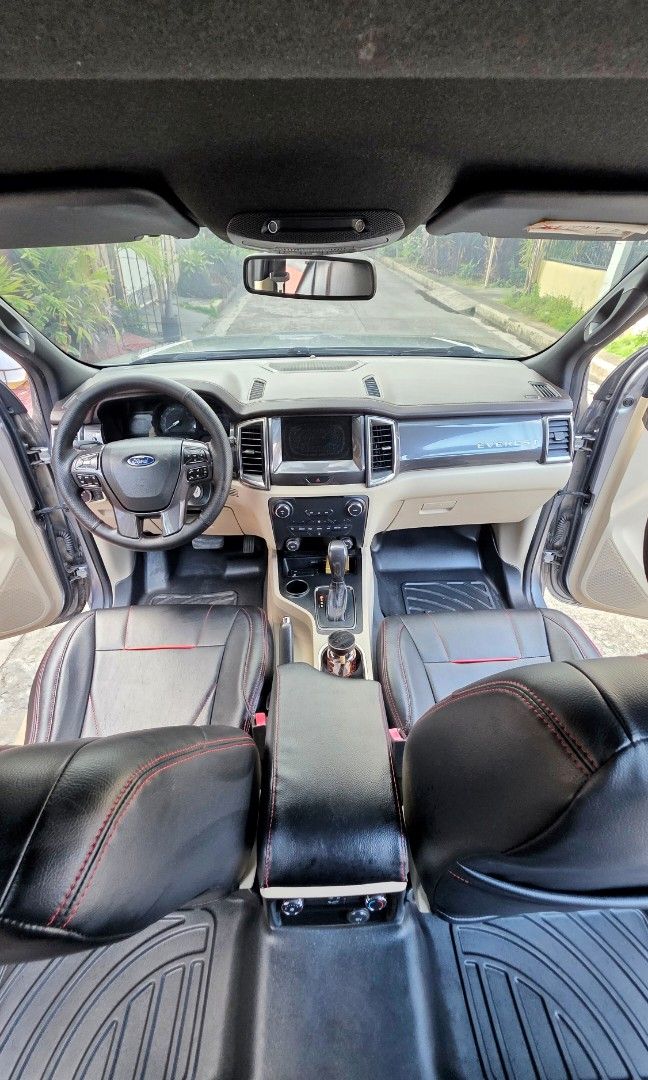 Ford Everest photo 8