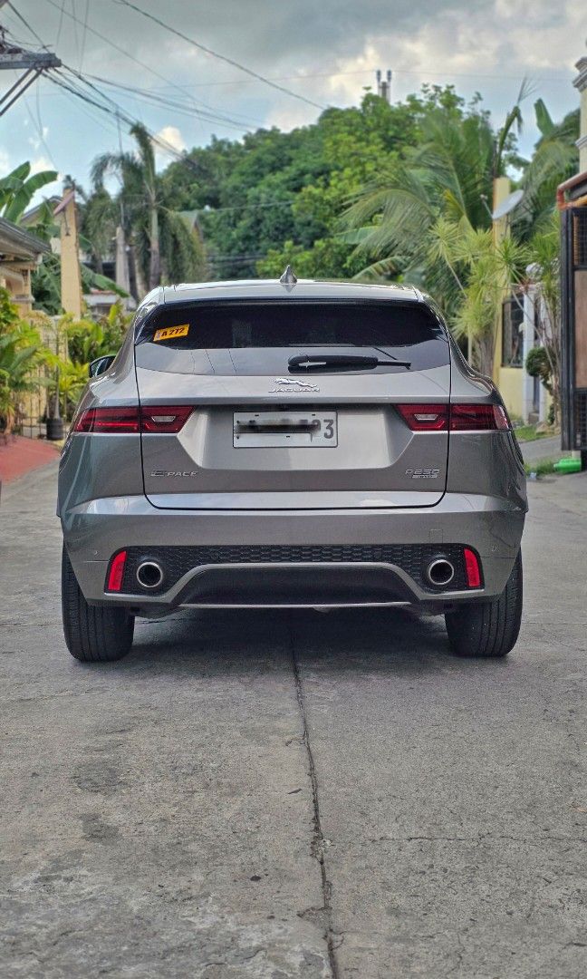Jaguar E-Pace photo 3