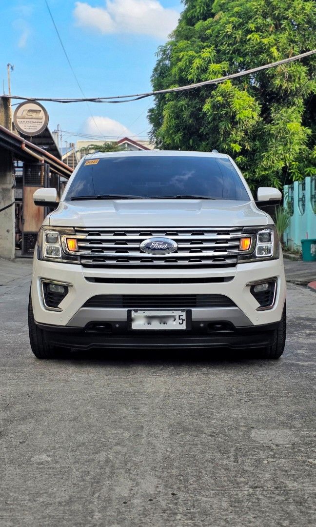 Ford Expedition photo 9