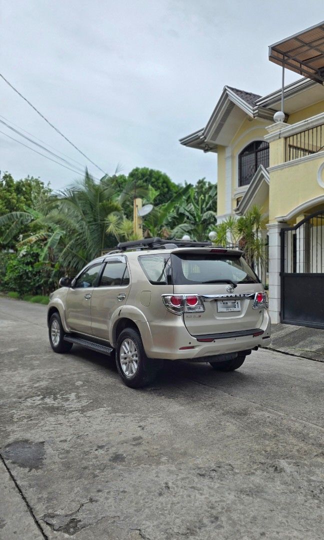 Toyota Fortuner photo 7