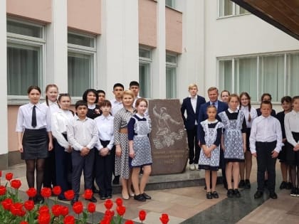 В Удмуртии в преддверии Дня Победы депутаты «Единой России» проводят для школьников Уроки государственности