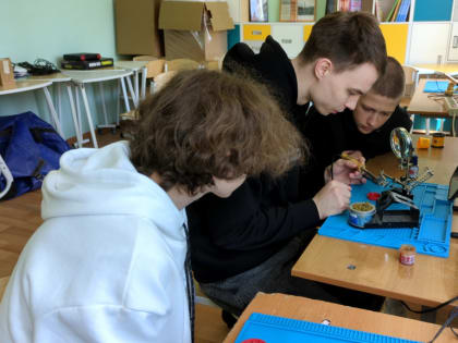 В детском центре «Лазурный» открылась смена «Наследники победы»