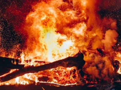 В Завьяловском районе Удмуртии произошло два крупных пожара в жилых домах