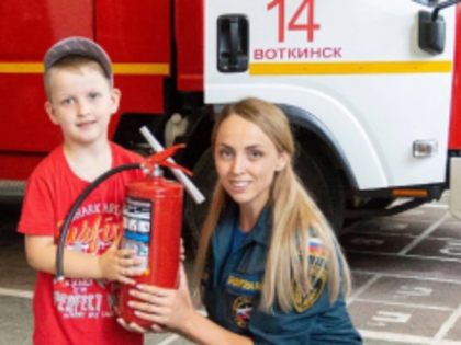 Профессиональный праздник отмечают сотрудники пожарной инспекции