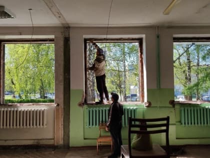 В Ижевске проверили ход ремонта в школе №63