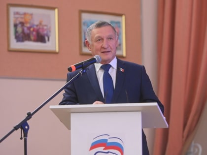 Владимир Невоструев об итогах деятельности партии на стратегической сессии «Единой России»