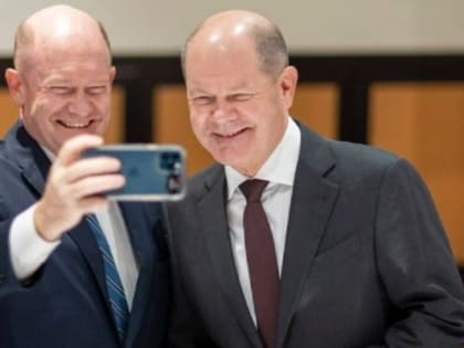 Родная мать не отличит: у канцлера ФРГ Шольца нашелся двойник в США