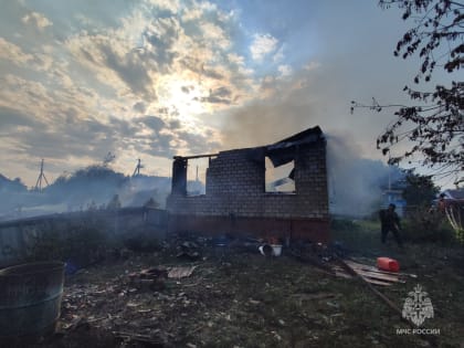 Из-за шалости ребенка семья из Алнашского района Удмуртии осталась без дома