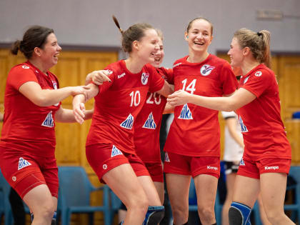 Балтийская заря 25:32 Университет