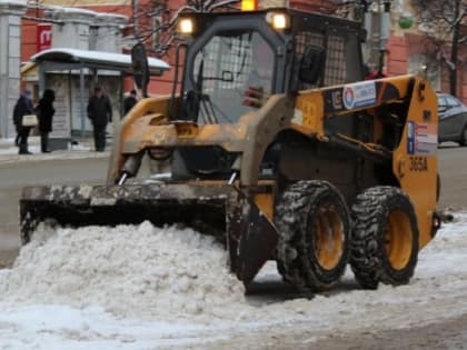 Глава Ижевска заставляет районных чиновников ежедневно следить за уборкой снега