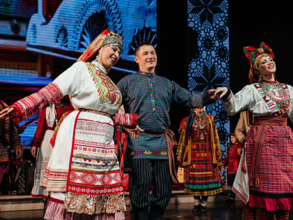 Приглашаем на концерт Удмуртского Государственного театра фольклорной песни и танца «Айкай»