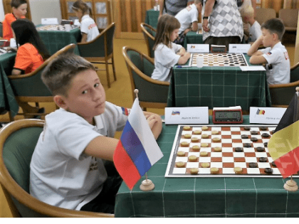 Школьники из Удмуртии победили в Кубке Мира по шашкам