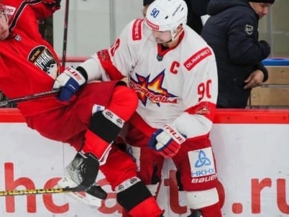 Хоккеисты «Ижстали» проиграли на выезде команде «Горняк-УГМК»