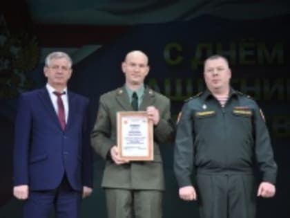 В ДК «Юбилейный» состоялся торжественный вечер, посвященный Дню защитника Отечества