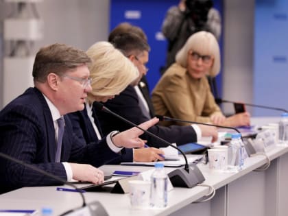«Единая Россия» предлагает увеличить в бюджете финансирование на модернизацию центров занятости - до 10,5 миллиардов рублей