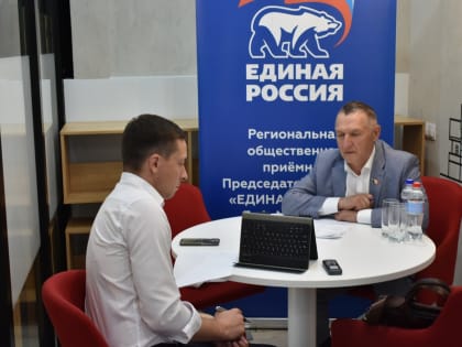 Владимир Невоструев в режиме ВКС провёл личный приём жителей Красногорского, Юкаменского и Ярского районов