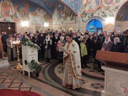 В главном храме Росгвардии прошло Рождественское богослужение