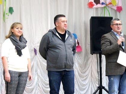 Сторонники партии «Единая Россия» посетили Республиканский дом-интернат для престарелых и инвалидов
