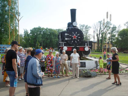 День памяти и скорби: Сарапульский музей-заповедник организовал акцию памяти «Прощание славянки»