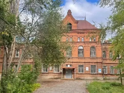 Глава Воткинска рассказал о судьбе исторической «Красной больницы»
