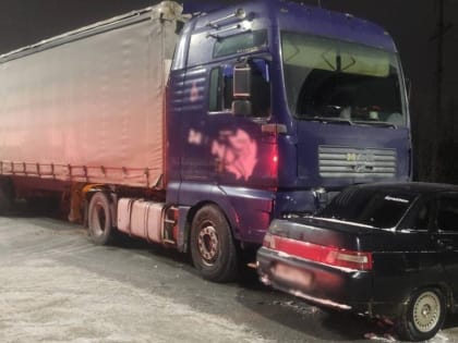 В Удмуртии три человека пострадали при столкновении украинского и немецкого автомобилей