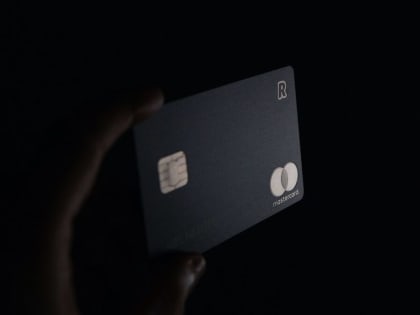 Житель Ижевска потерял более 1 млн рублей, поверив мошенникам