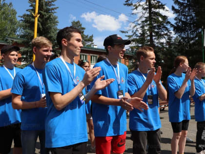 В Удмуртии открылась XII республиканская лагерная смена «Команда 112»