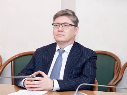 Оплата труда и комплексное содействие занятости населения - на что пойдут средства федерального бюджета в 2024 году. Статья Андрея Исаева