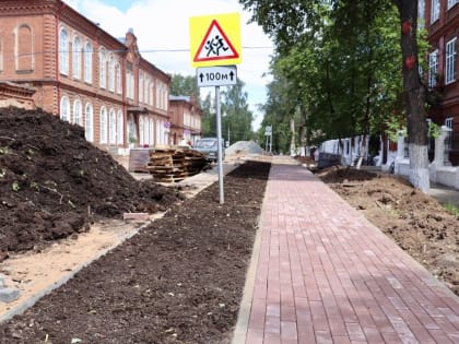 В Сарапуле завершают благоустройство исторической части города