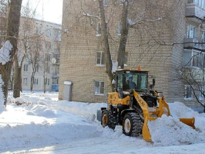 Управляющие компании наведут порядок во дворах Глазова