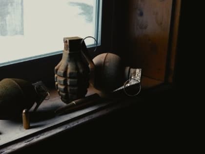 Перед зданием суда в столице Черногории взорвали гранату