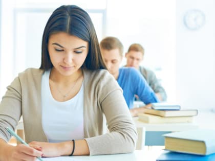 В Ижевске за подделку результатов экзаменов для иностранцев задержана женщина