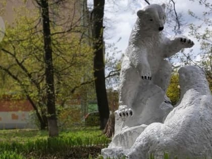 Скульптура «Белые мишки» вошла в число туристических локаций на карте Удмуртии