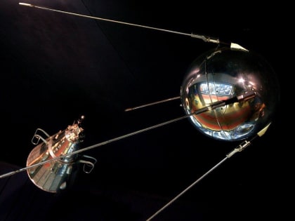 65 лет американскому ответу нашей Красной Луне