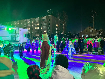 В Балезино состоялось народное гулянье "Лёд party"