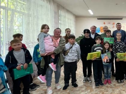 «Единая Россия» продолжает оказывать помощь в подготовке детей к 1 сентября