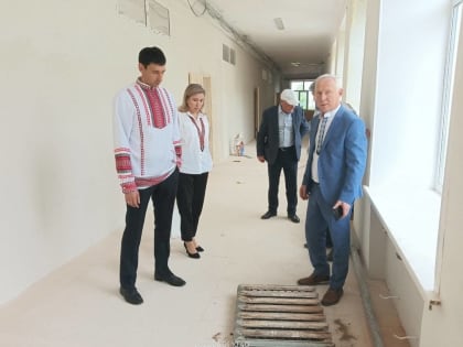 Андрей Ураськин с рабочим визитом посетил Сюмсинский район