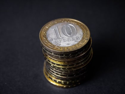 Главбух Республиканской академии управления в Удмуртии начислила себе 250 тыс рублей премии