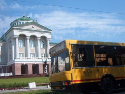 В Можге налаживают автобусное сообщение после отказа от услуг перевозчика