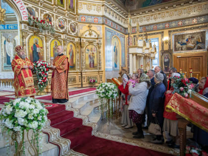Служение митр. Викторина в среду Светлой Седмицы