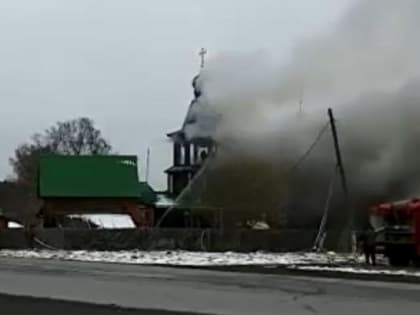 Шестеро детей пострадали при пожаре в церкви в Челябинской области