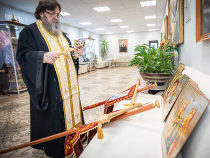 Ижевская епархия передала иконы для оборудования молитвенной палатки в зоне СВО
