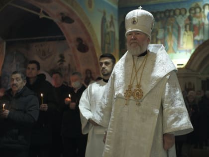 Архиерейское богослужение в Свято-Троицком храме села Алнаши