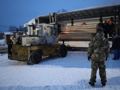 Жители и предприятия районов Удмуртии отправили две машины гуманитарного груза военнослужащим в зону СВО