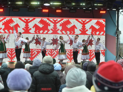 В Ижевске прошел фестиваль, посвященный Дню народного единства и Дню государственности Удмуртии